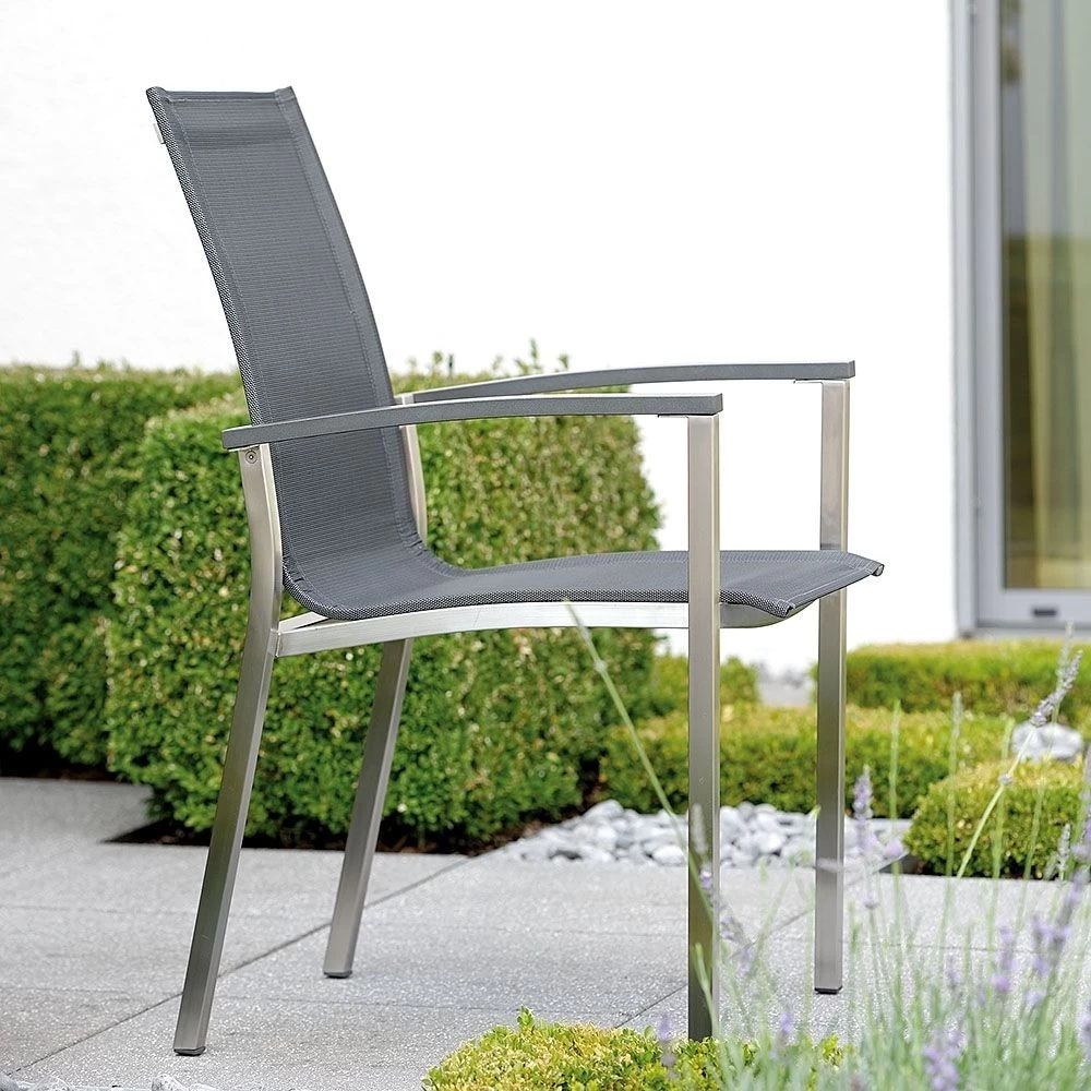 Stern Stapelsessel Evoee Edelstahl Mit Bezug Textilen Silbergrau/Aluminiumarmlehnen Anthrazit 5 Stern Stapelsessel Evoee Edelstahl Mit Bezug Textilen Silbergrau/Aluminiumarmlehnen Anthrazit – Bild 3