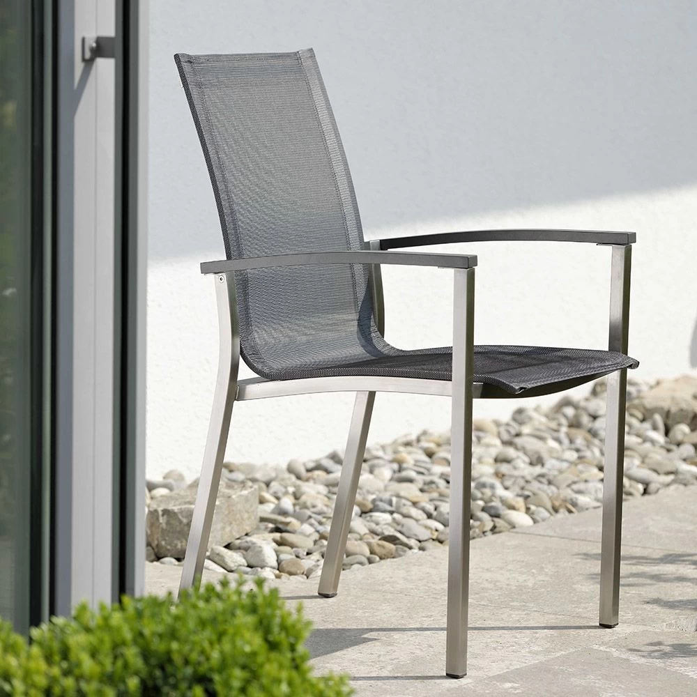 Stern Stapelsessel Evoee Edelstahl Mit Bezug Textilen Silbergrau/Aluminiumarmlehnen Anthrazit 4 Stern Stapelsessel Evoee Edelstahl Mit Bezug Textilen Silbergrau/Aluminiumarmlehnen Anthrazit – Bild 2
