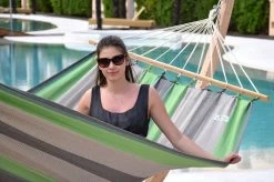 Hängematten-Set Ares Arc Lärche Naturbelassen Mit Stabhängematte XL Santiago Taupe Oliva 11 Hängematten-Set Ares Arc Lärche Naturbelassen Mit Stabhängematte XL Santiago Taupe Oliva -Gartenmöbel Store garten deals haengematten set ares arc larche mit stabhaengematte xl santiago taupe oliva 44996 3