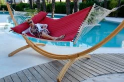 Hängematten Set Rio Grande Holzgestell Mit American Hammock Lifestyle FUEGO RED Mit Kissen Und Wetterfest -Gartenmöbel Store garten deals haengematten set rio grande holzgestell mit hammock lifestyle fuego red 94516 6