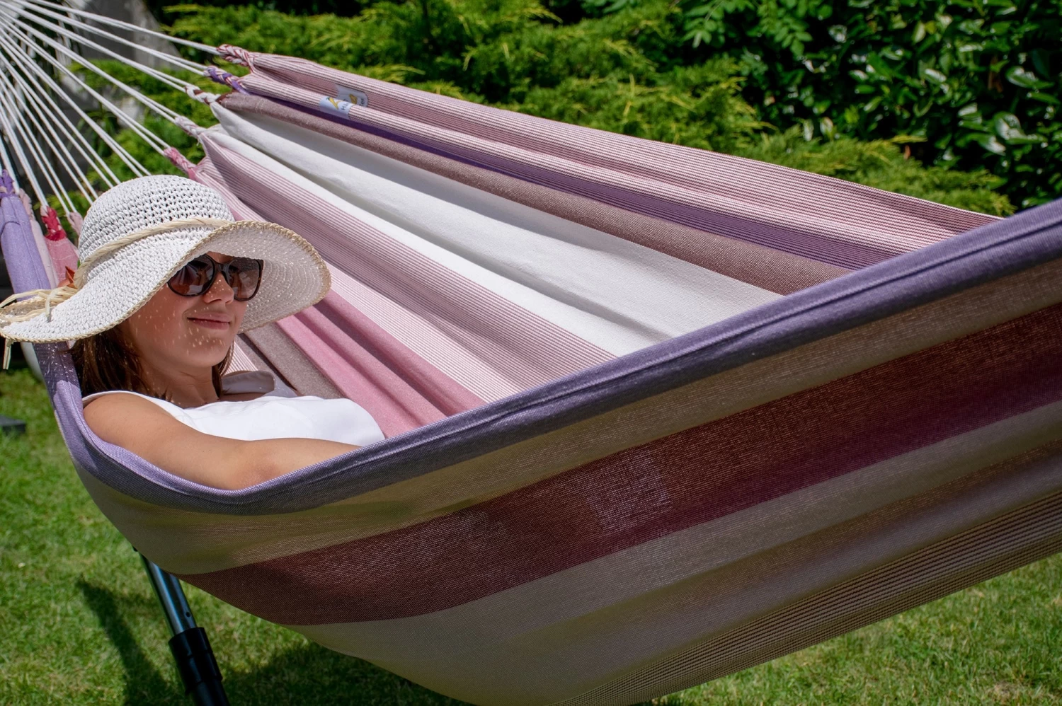 Doppel-Hängematte Havanna Mit Metall Hängemattengestell Universal Grande 13 Doppel-Hängematte Havanna Mit Metall Hängemattengestell Universal Grande – Bild 11