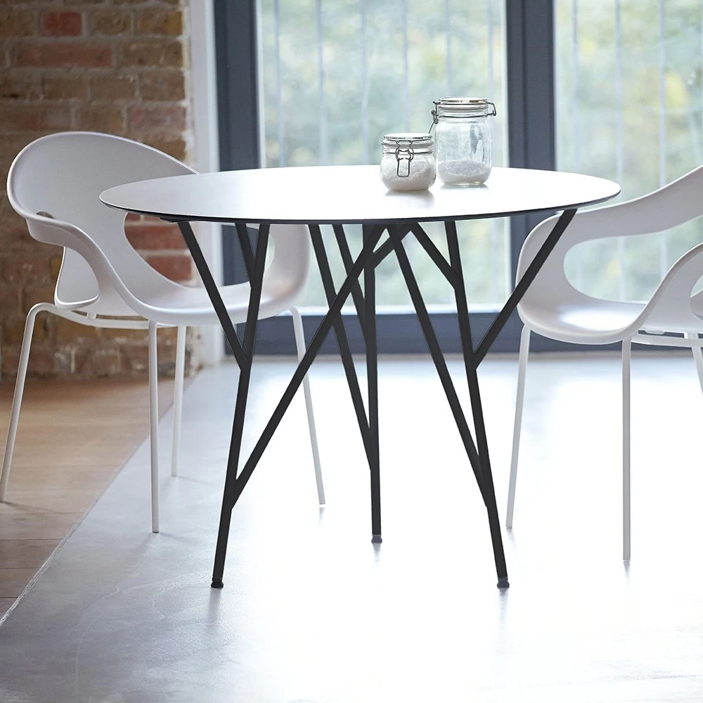 Aussteller Jan Kurtz Tisch ASTWERK, Ø 100 Cm, Stahlrohr Pulverbeschichtet Schwarz, Platte: HPL 10 Mm, Weiß, Niveauausgleich 3 Aussteller Jan Kurtz Tisch ASTWERK, Ø 100 Cm, Stahlrohr Pulverbeschichtet Schwarz, Platte: HPL 10 Mm, Weiß, Niveauausgleich