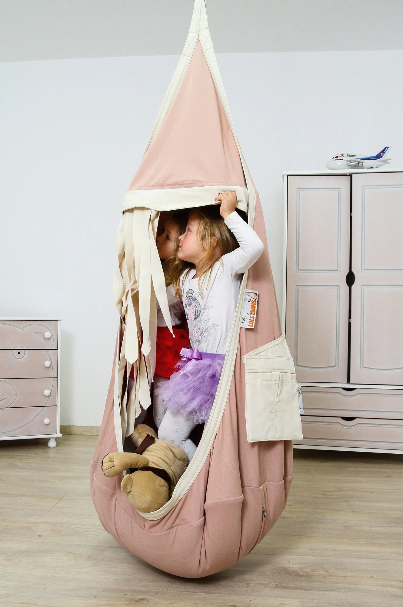 Lola Hängehöhle Double LOLI TWINS Piggy Inkl.Drehwirbel 13 Lola Hängehöhle Double LOLI TWINS Piggy Inkl.Drehwirbel – Bild 11