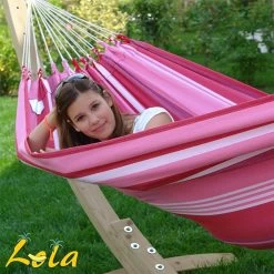Lola Tuchhängematte Kolumbiana Fantasy Bordeaux-pink-weiß 10 Lola Tuchhängematte Kolumbiana Fantasy Bordeaux-pink-weiß -Gartenmöbel Store garten deals lola haengematte kolumbiana fantasy 103030 1