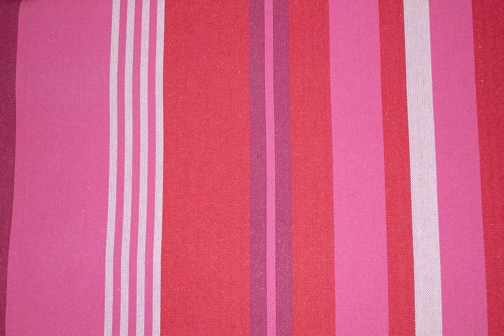 Lola Tuchhängematte Kolumbiana Fantasy Bordeaux-pink-weiß 7 Lola Tuchhängematte Kolumbiana Fantasy Bordeaux-pink-weiß – Bild 5