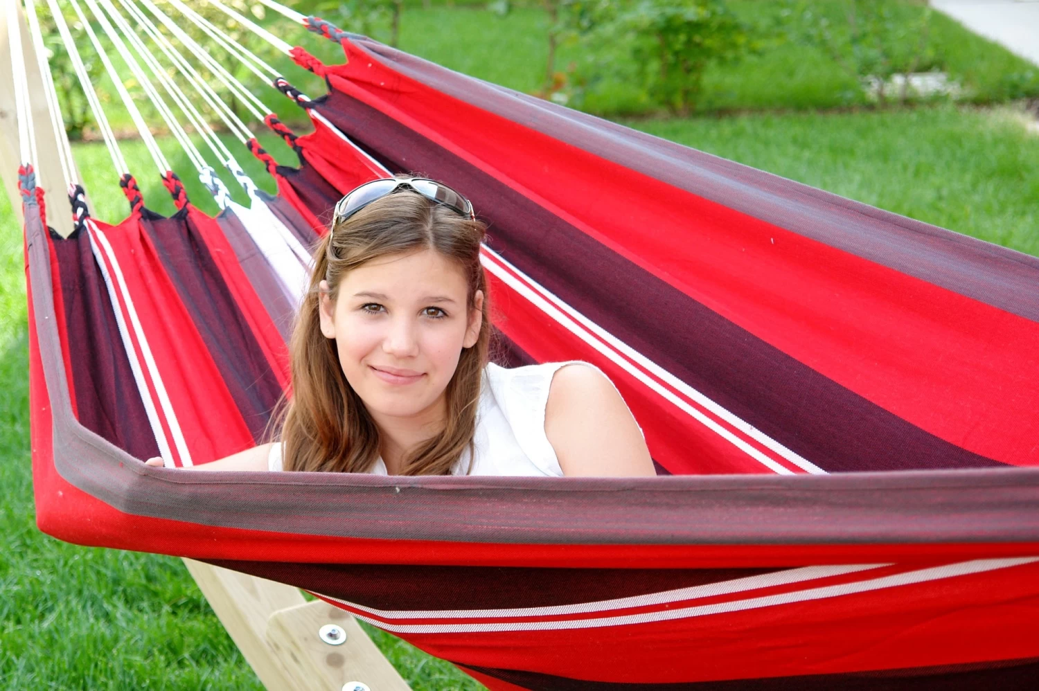 Lola Kolumbiana Hängematte Red-black-white 4 Lola Kolumbiana Hängematte Red-black-white – Bild 2