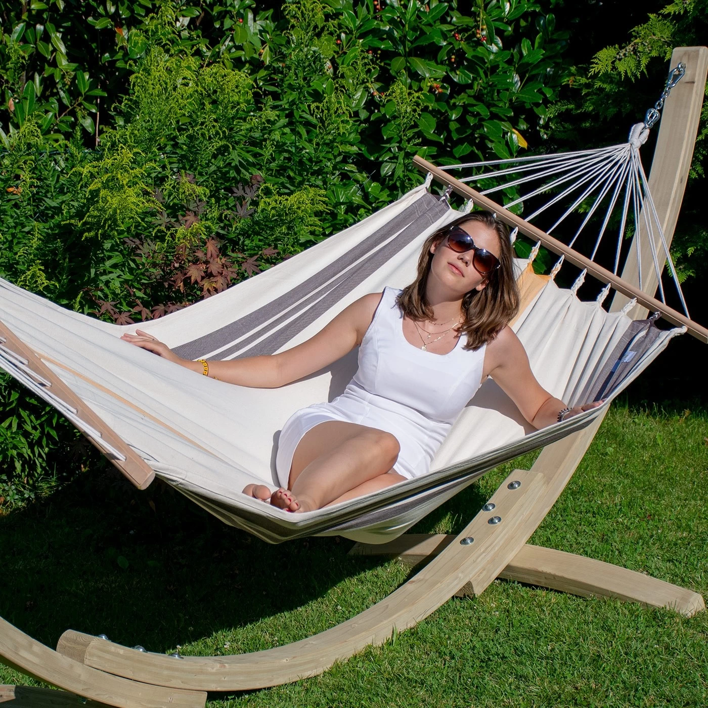 Lola Hängemattenset Brasil Okeanos Mit Stab-Hängematte Cappuccino Wetterfest 4 Lola Hängemattenset Brasil Okeanos Mit Stab-Hängematte Cappuccino Wetterfest – Bild 2