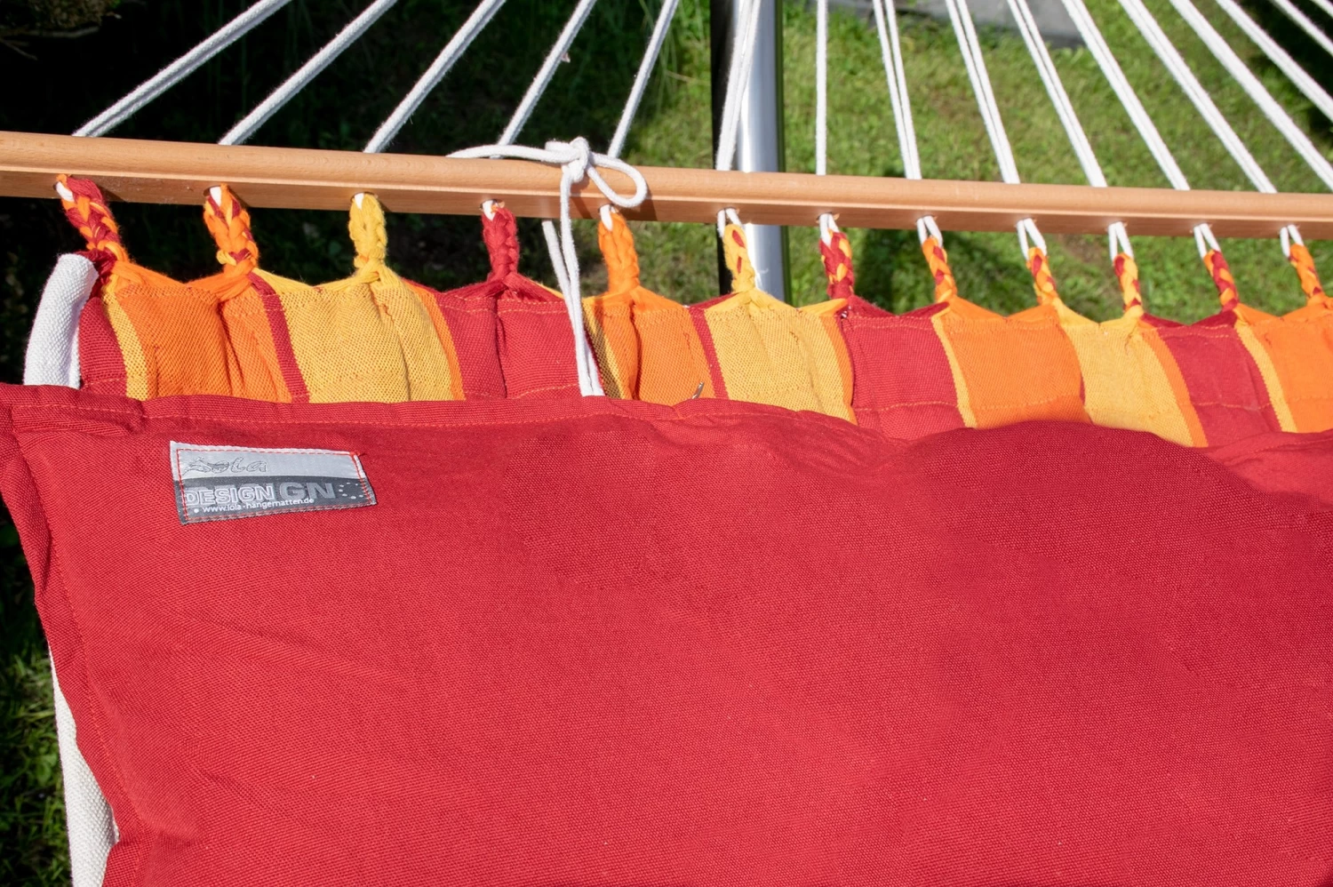 Hängematten-Set Mit Luxus-Stabhängematte KARIBIK RED Gefüttert Und Wetterfest 15 Hängematten-Set Mit Luxus-Stabhängematte KARIBIK RED Gefüttert Und Wetterfest – Bild 13