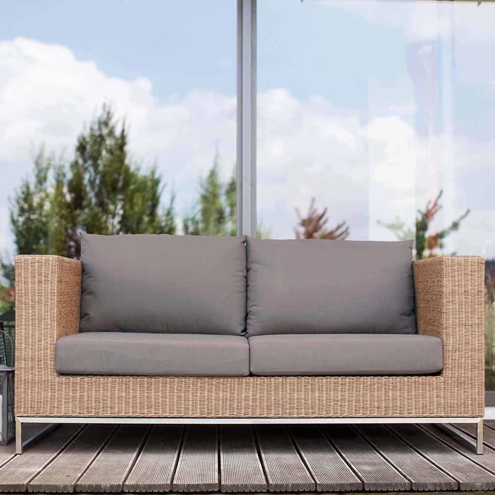 Stern Fontana Korpus 2-Sitzer Sofa Geflecht Zimt Inkl. Sitz- Und Rückenkissen Rehbraun, 100% Polyacryl Mit Reißverschluss 6 Stern Fontana Korpus 2-Sitzer Sofa Geflecht Zimt Inkl. Sitz- Und Rückenkissen Rehbraun, 100% Polyacryl Mit Reißverschluss – Bild 4