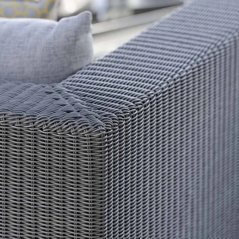 Stern Fontana Korpus 2-Sitzer-Sofa Geflecht Basaltgrau Inkl. Sitz- Und Rückenkissen Seidengrau 100% Polyacryl Mit Reißverschluss 8 Stern Fontana Korpus 2-Sitzer-Sofa Geflecht Basaltgrau Inkl. Sitz- Und Rückenkissen Seidengrau 100% Polyacryl Mit Reißverschluss – Bild 6