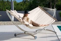 Familien-Stabhängematte American-Hammock-Lifestyle Cofea-Crema Mit Royal Deluxe 18 Familien-Stabhängematte American-Hammock-Lifestyle Cofea-Crema Mit Royal Deluxe -Gartenmöbel Store lola american stabhaengematte cofea creama royaldeluxe 4