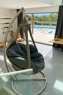 Hängesofa Lola Nido XL Platin Outdoor Mit Kissen Noire 16 Hängesofa Lola Nido XL Platin Outdoor Mit Kissen Noire -Gartenmöbel Store lola haengesofa nido xl platin mit kissen noire lh06178 5