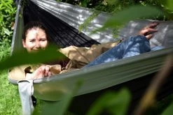 Reisehängematte Safari Traveller Ultimate Silver-grey 14 Reisehängematte Safari Traveller Ultimate Silver-grey -Gartenmöbel Store lola reisehaengematte safari traveller silber grey 4