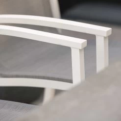 Stern Evoee Stapelsessel Weiß Mit Textilenbezug Silber Und Aluminiumarmlehnen Weiß 15 Stern Evoee Stapelsessel Weiß Mit Textilenbezug Silber Und Aluminiumarmlehnen Weiß -Gartenmöbel Store stern evoee weiss silber alu 417673 3