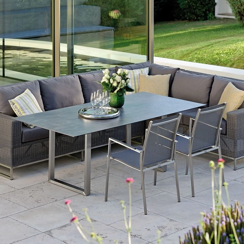 Stern Fontana Dining Geflecht Basaltgrau, Inkl. Sitz- Und Rückenkissen Seidengrau, Cardif Stapelsessel Silbergrau Und Kufenttische Edelstahl Dekor Vintage Grau 3 Stern Fontana Dining Geflecht Basaltgrau, Inkl. Sitz- Und Rückenkissen Seidengrau, Cardif Stapelsessel Silbergrau Und Kufenttische Edelstahl Dekor Vintage Grau