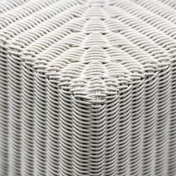 Stern Fontana Korpus 2-Sitzer Sofa Geflecht Vintage Weiß Inkl. Sitz- Und Rückenkissen Seidengrau 100% Polyacryl Mit Reißverschluss -Gartenmöbel Store stern fontana korpus 2er sofa geflecht vintage weiss 418501 04